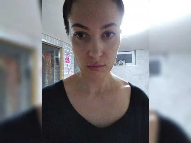 Marina4Love on BongaCams