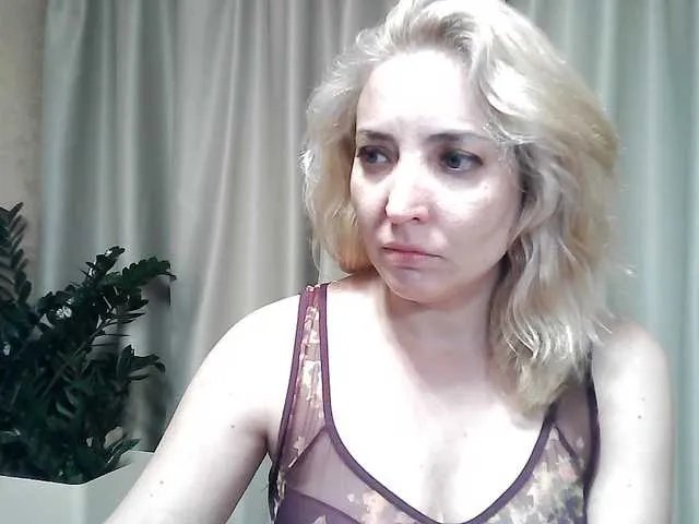 mariska-kiska on BongaCams