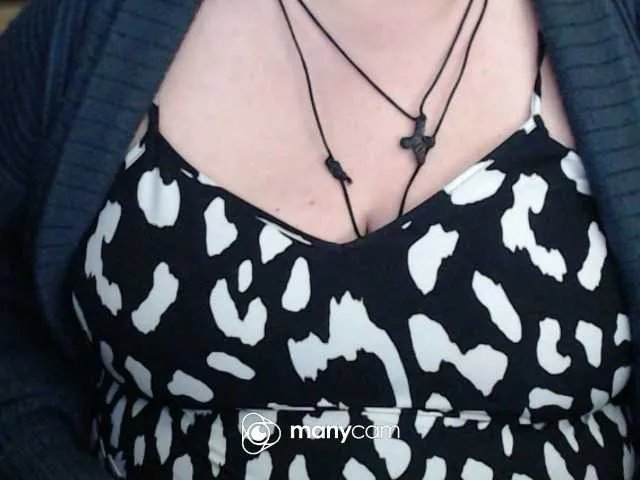 mayalove4u on BongaCams