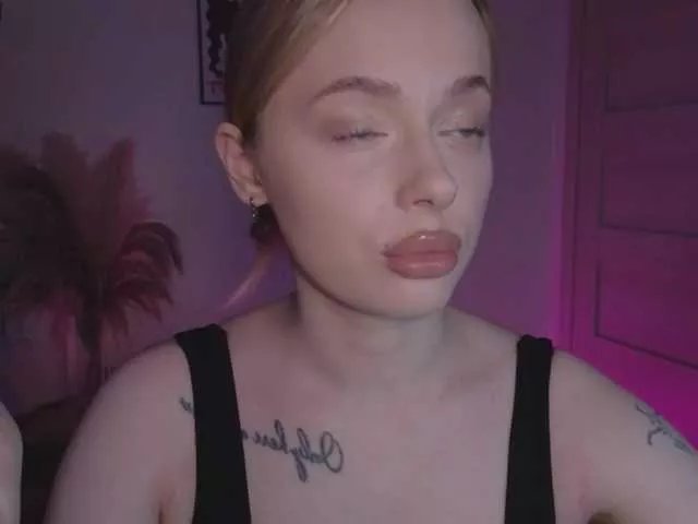 mayshy on BongaCams
