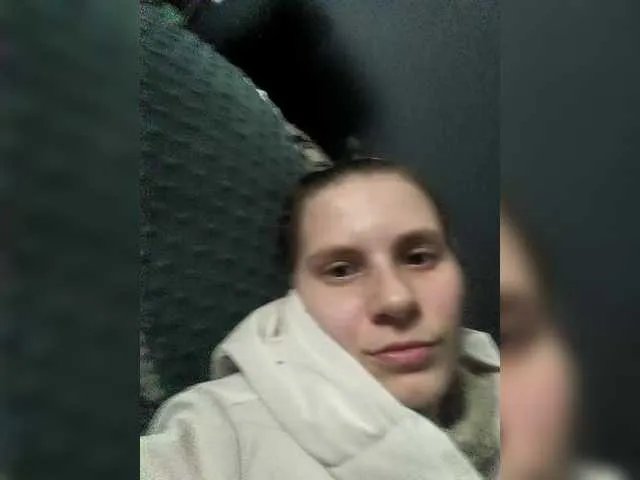 me-la-nia19 — Freechat on BongaCams