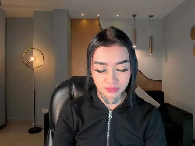 MeganCross on BongaCams