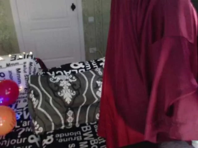 MeganIris on BongaCams