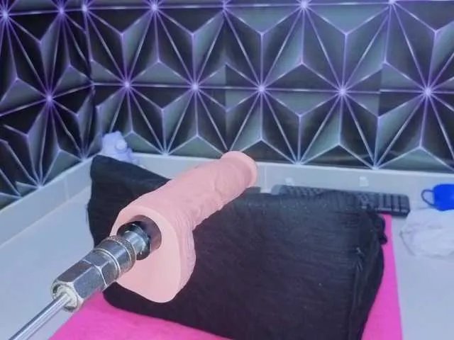 Megann9 on BongaCams