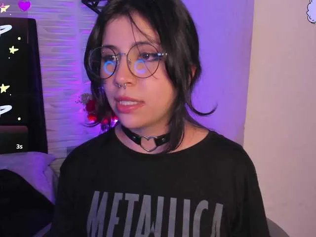 Melody-Black on BongaCams