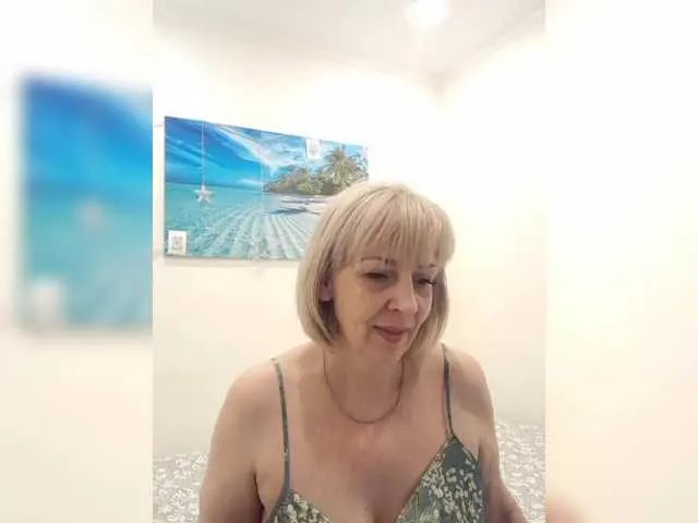 mery8poppins on BongaCams
