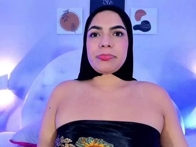 mhia-paris on BongaCams