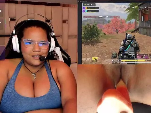 MhiaRey on BongaCams