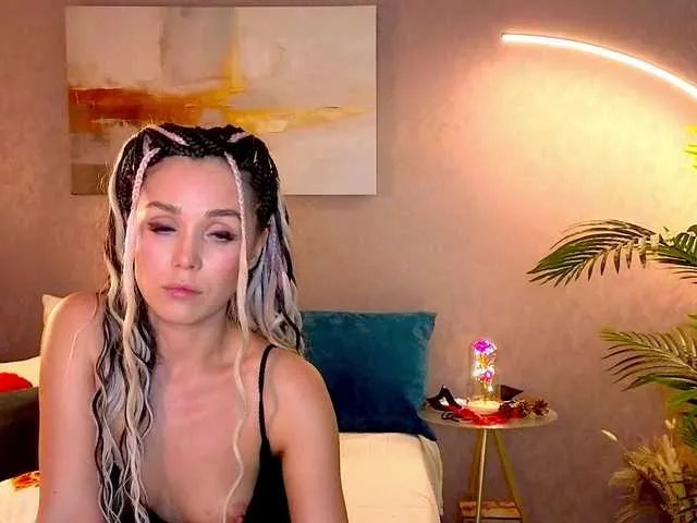 MiamiMur on BongaCams