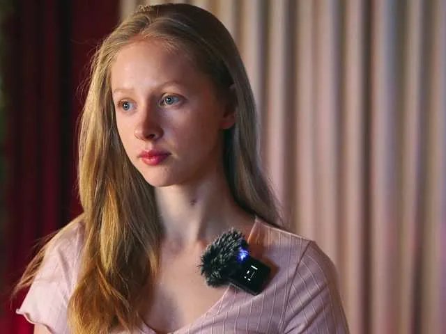 Freechat MiaVebes on BongaCams