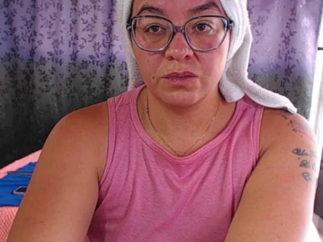 miia-1bigboobs on BongaCams