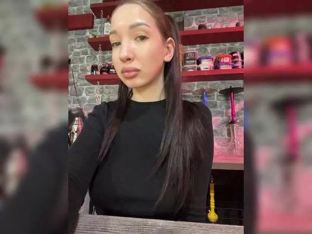 Freechat MiLaHHa on BongaCams