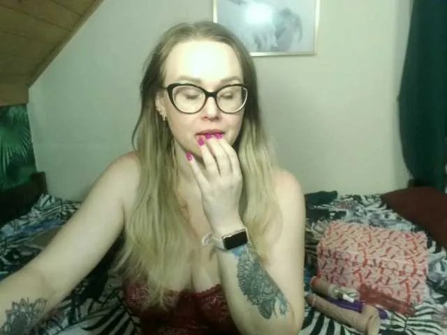 MilfBerthena — Gentlemen, I am a cheerful, attractive, and hot woman who is in the mood for some fun. I move well, like to smile, and have a lot of things and various accessories. I invite you to a private chat and kindly ask for tips for the initial game.