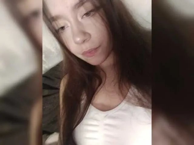 Freechat MilkaVay1 on BongaCams