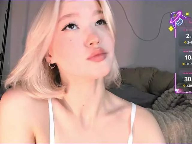 milli-sunrise on BongaCams