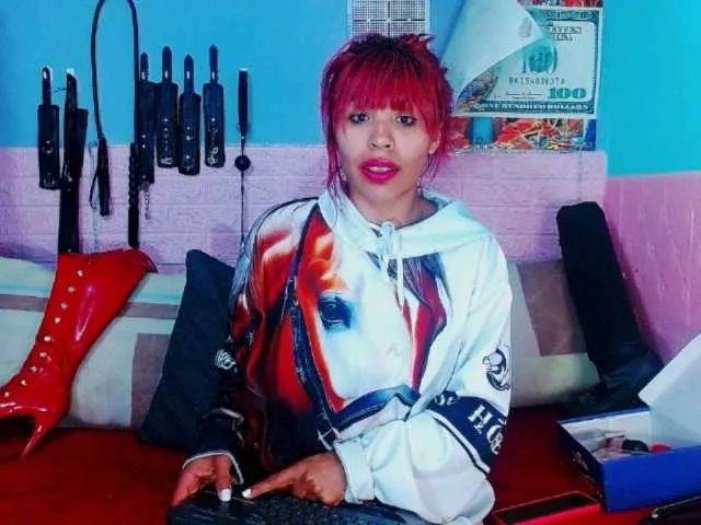 MilyGrey-08 on BongaCams