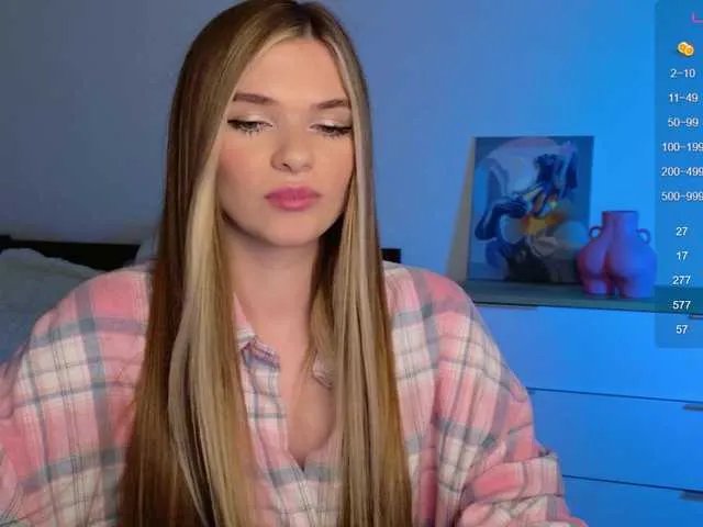 mirrrrra on BongaCams