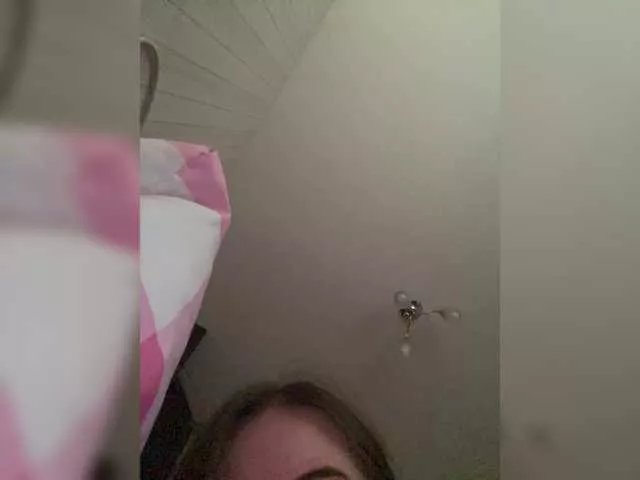 MishaLips on BongaCams