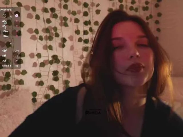 mispopi on BongaCams