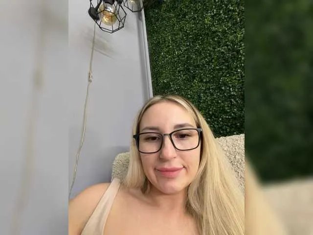 Miss-Fetish — HiInst: ffetishdom .Your teacher calls you to the blackboard and teases you: tits -37t, pussy-38t, teasing legs-46t) JOI CeiSph with a camera-149 t. Facesitting 116 tok. For full naked  @remain 