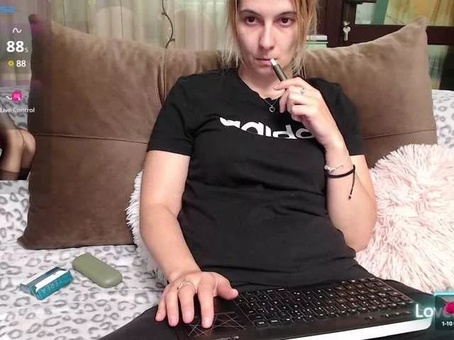 missbella95 on BongaCams