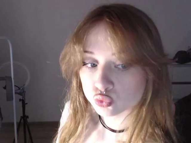 Freechat mnepohuyy on BongaCams