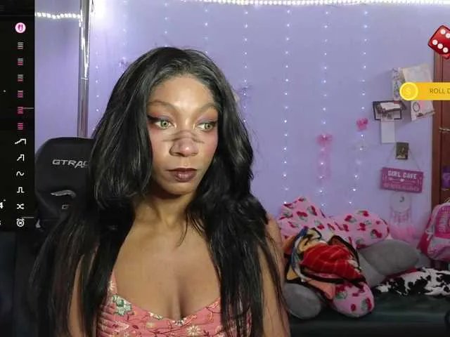 Mocha17 on BongaCams