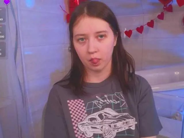 mollymay — tease nipples with ice @total @sofar  @remain