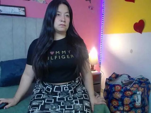 monickhot303av on BongaCams