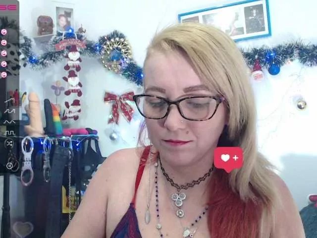 Monitabrown on BongaCams