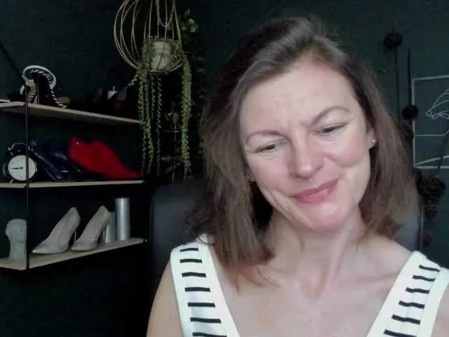 mrsVivian on BongaCams
