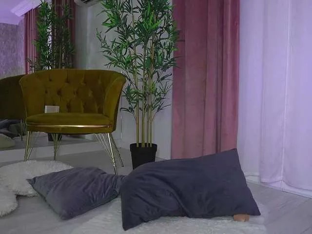 MyaBlack on BongaCams