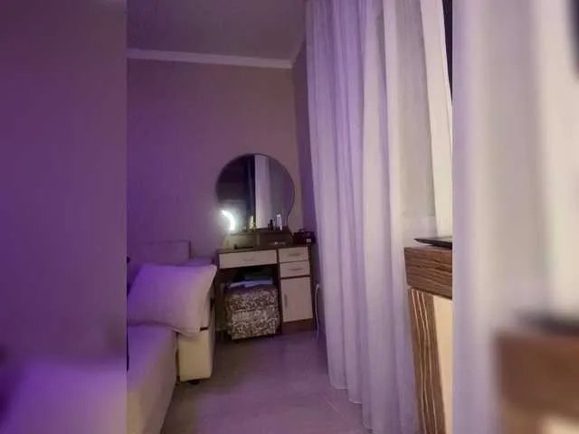 Myr-kiss on BongaCams