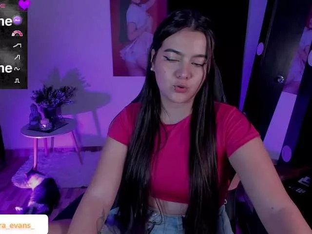 NahiaraEvans- on BongaCams