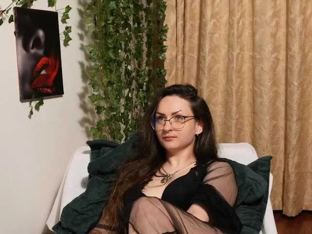 Freechat NaughtYHomemadE on BongaCams