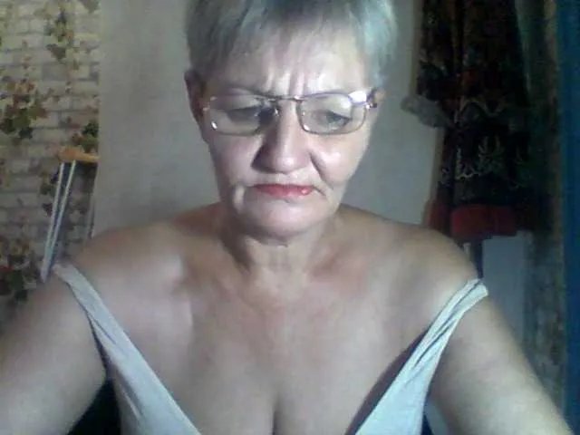 NikaGold45 on BongaCams