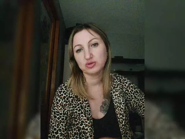 Nushka1939 on BongaCams