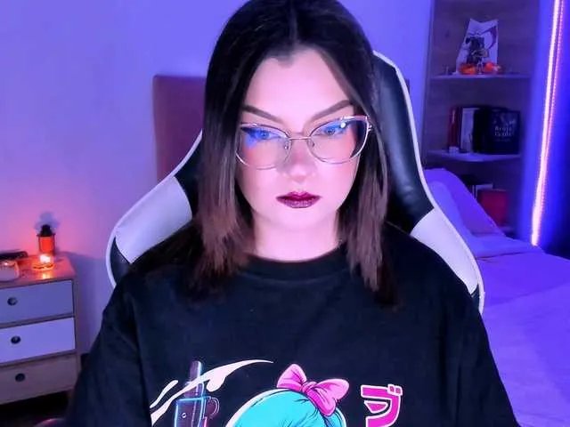 OphelianaRose on BongaCams