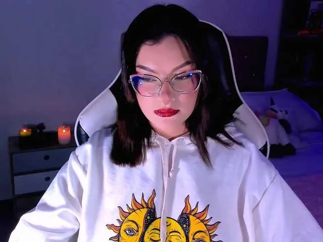 OphelianaRose on BongaCams