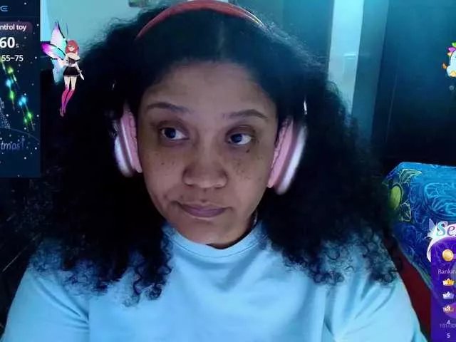 PandoraDreams on BongaCams