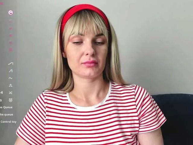 PaulaKiss on BongaCams