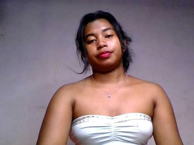 Pauliemarie on BongaCams