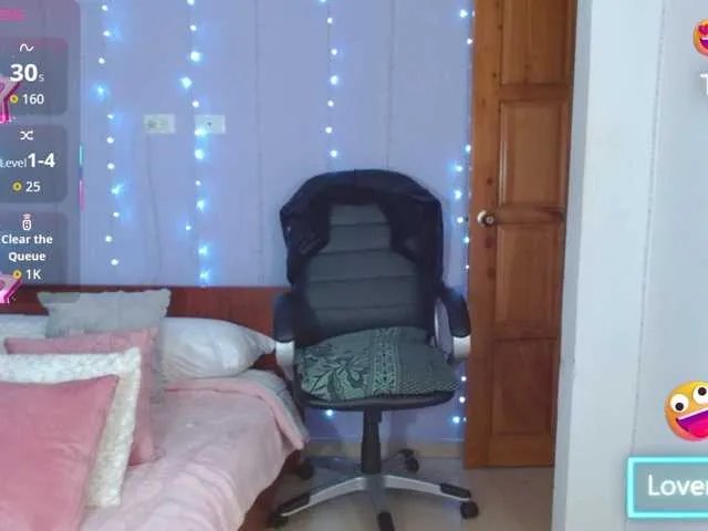 paulinagalvis2700 on BongaCams