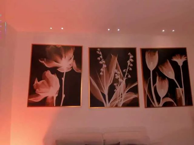 Freechat PaulinaSantos1 on BongaCams