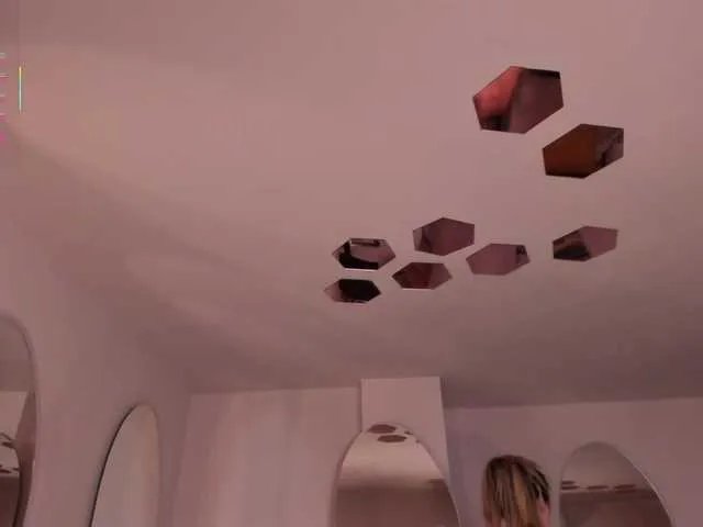 Freechat PaulinaSantos1 on BongaCams