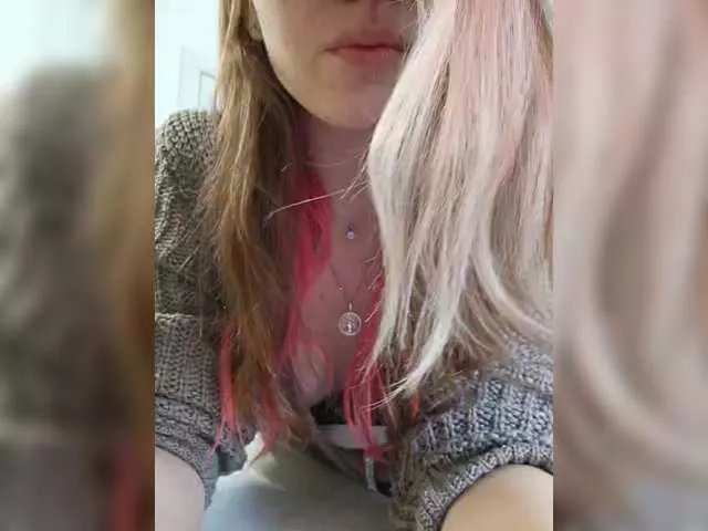 PeachGlowPH on BongaCams