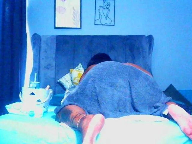 PearBlu38 on BongaCams