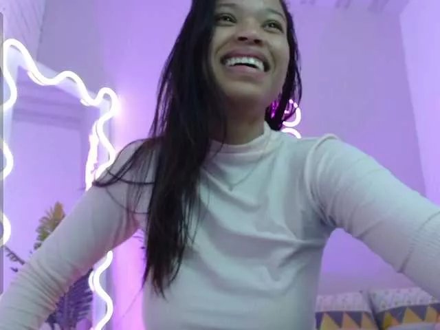 penelope-tay on BongaCams