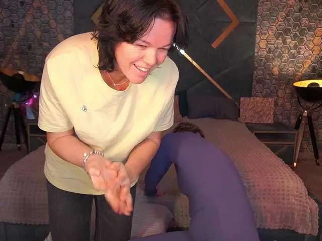 PleasureWeCouple on BongaCams