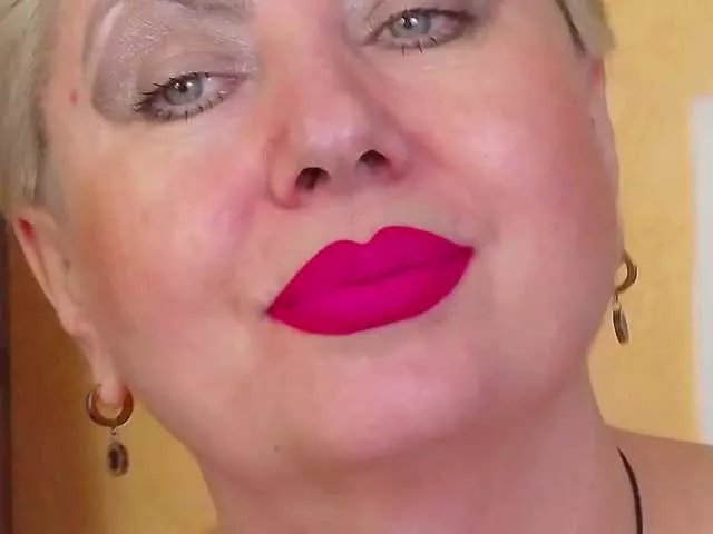 PoshLadyx on BongaCams